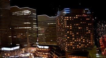 横滨邻居 第1季,第一季：邻里情缘，青春岁月